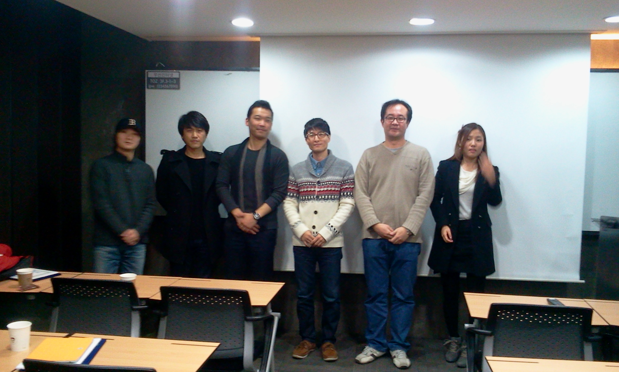 2012-02-08 17.35.20.jpg : XE마켓 2011년 결산 간담회 단체