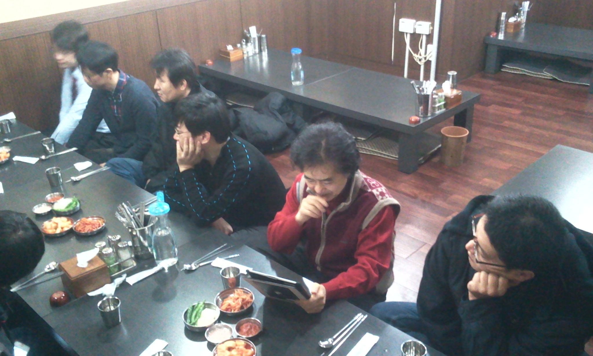 2012-01-14 17.50.39.jpg : xe 사용자모임 식당에서